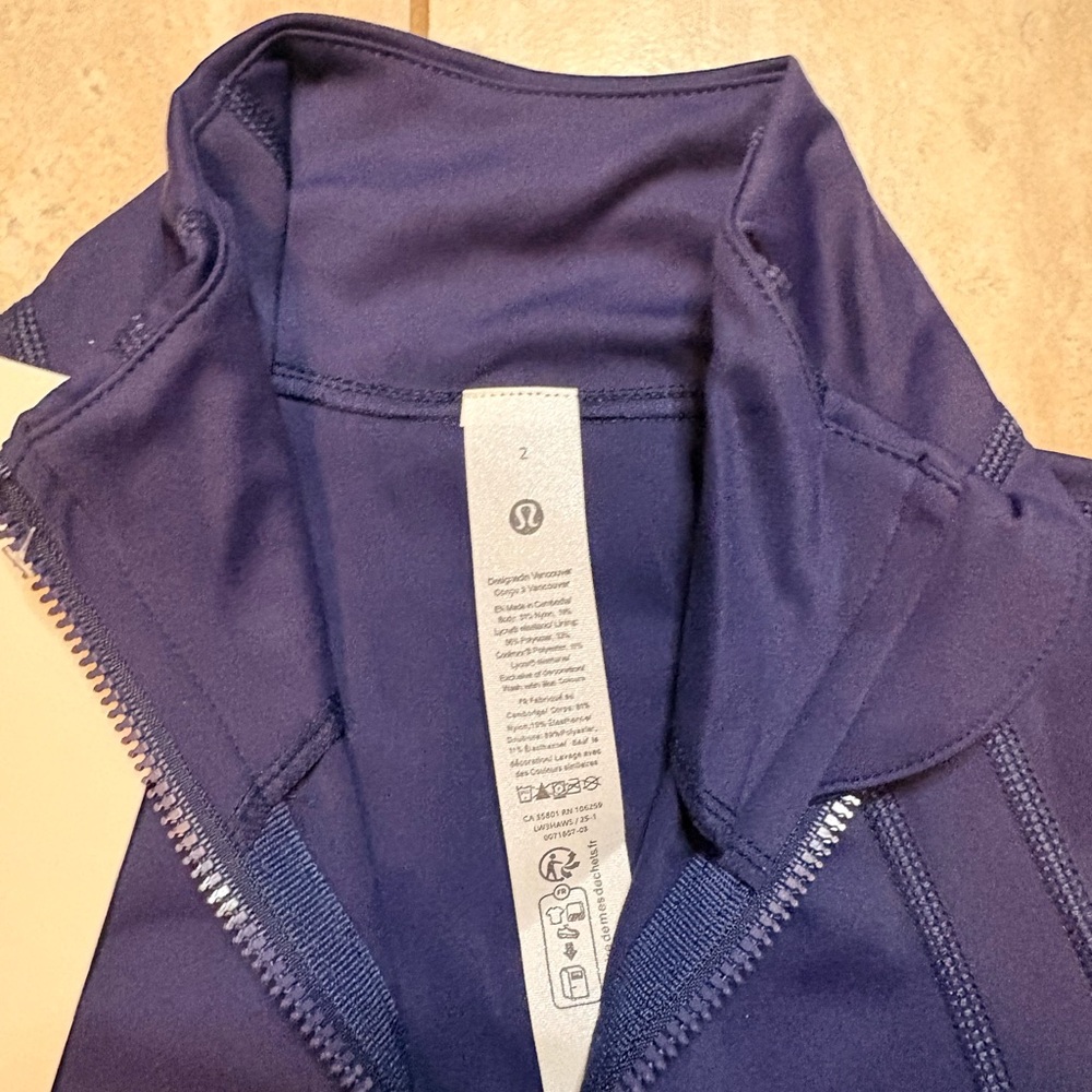 lululemon athletica Navy Full-Zip Define Jacket - Picture 3 of 6